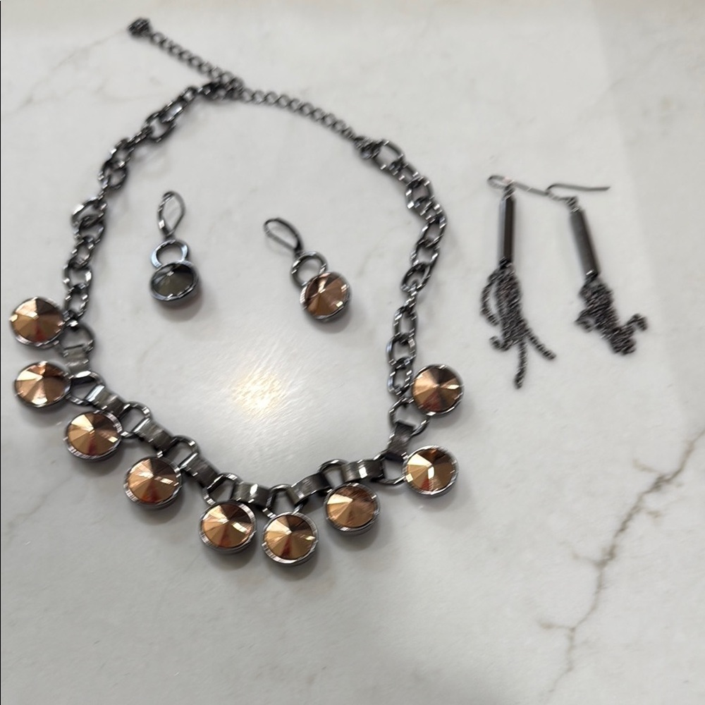 Elegant Rose Gold and Hematite Reversable Jewelry Set